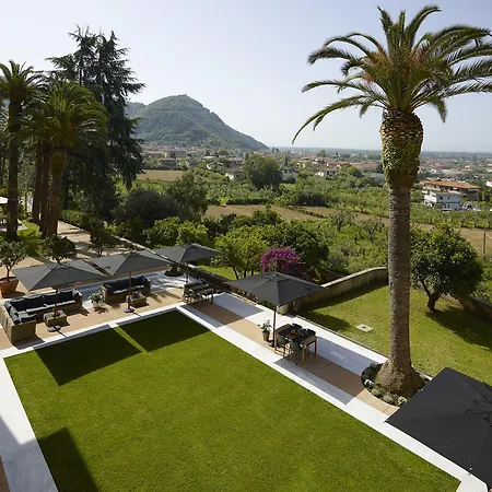 Relais Montepepe Winery & 4*