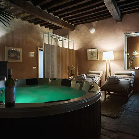 Relais Montepepe Winery & Bed & Breakfast Montignoso