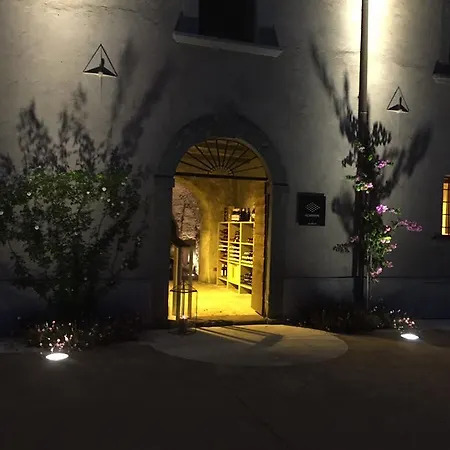 Relais Montepepe Winery & Spa Couette-café Montignoso